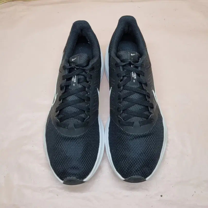 [BUNJANG] Nike Downshifter 11 Running Shoes / 나이키 다운쉬프터11 런닝화 260