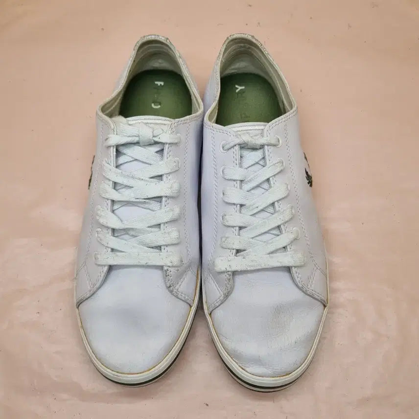 [BUNJANG] Fred Perry Kingston Leather Sneakers / 프레드페리 킹스톤 레더 스니커즈 260
