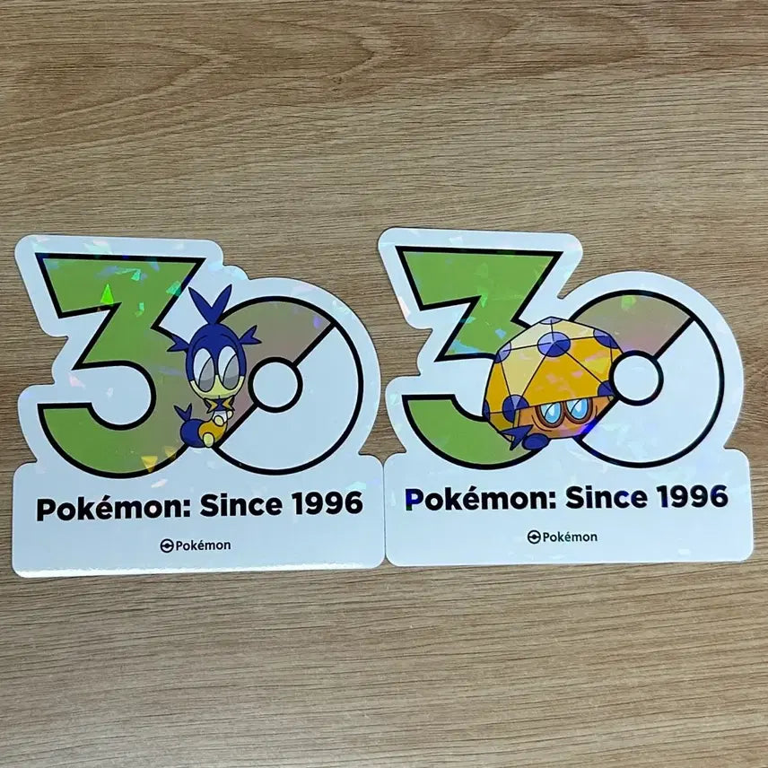 [BUNJANG] Pokemon 30th Anniversary Logo Sticker Set: Scatterbug &amp; Spewpa / [포켓몬 30주년 기념 로고 스티커]두르지벌레, 레돔벌레