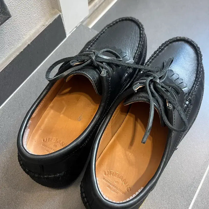 [BUNJANG] Urbanic Rustic Oiled Pull-up Moccasins (Size 260) / 얼바닉 러스틱 모카신 오일풀업 260