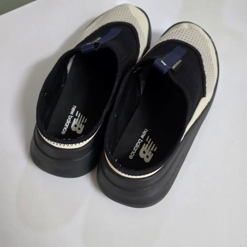 [BUNJANG] New Balance CRV Mule / 뉴발란스 crv 뮬