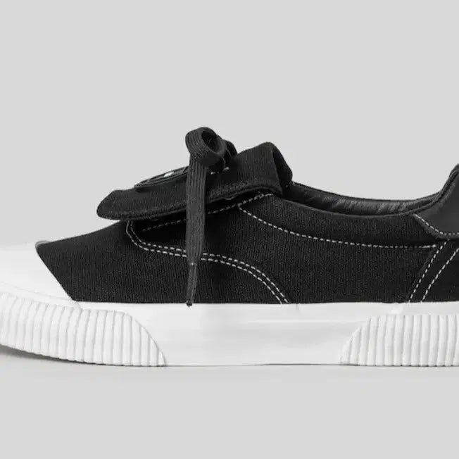 [BUNJANG] KUHO Canvas Flap Sneakers (240) / 구호 컨버스 플랩 스니커즈 (240)