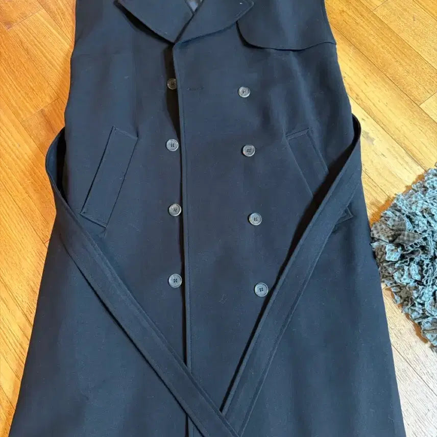 [BUNJANG] by ssiny Black Trench Coat Vest / by ssiny 블랙 트렌치 코트