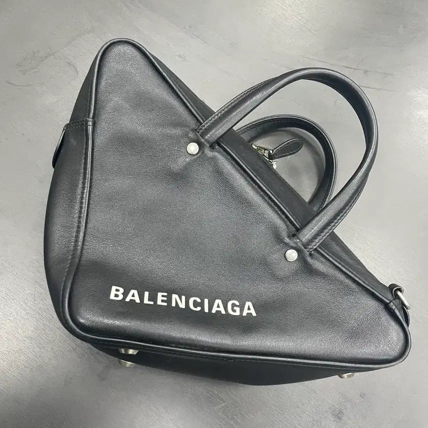 [BUNJANG] Balenciaga Triangle Two-Way Bag / 발렌시아가 트라이앵글 투웨이백