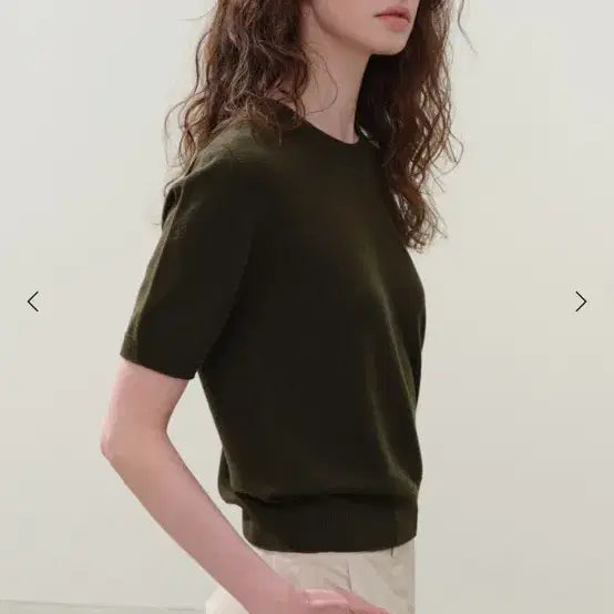 [BUNJANG] S cie Rona Deep Olive Knit / 시에 로나 딥올리브 니트