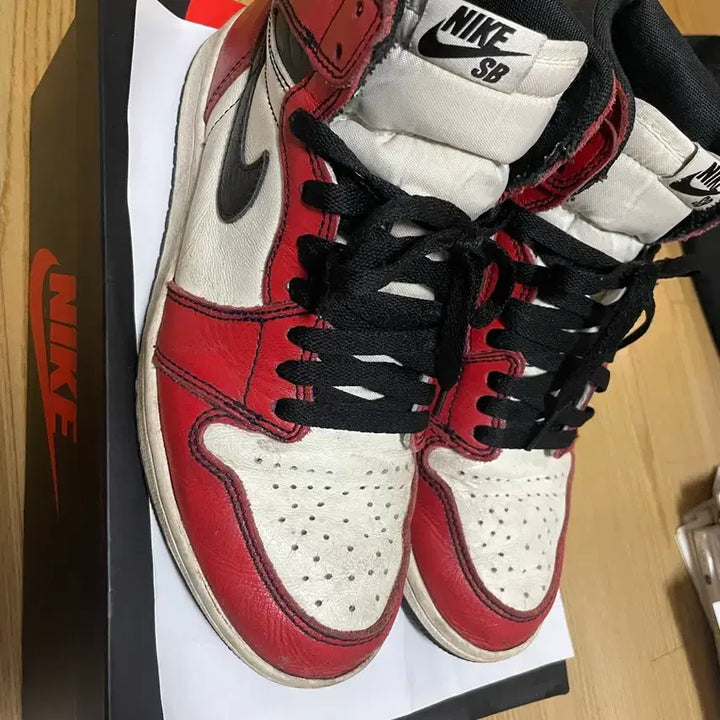[BUNJANG] Air Jordan 1 "Lost and Found" Sneakers / 에어조던1 라투시