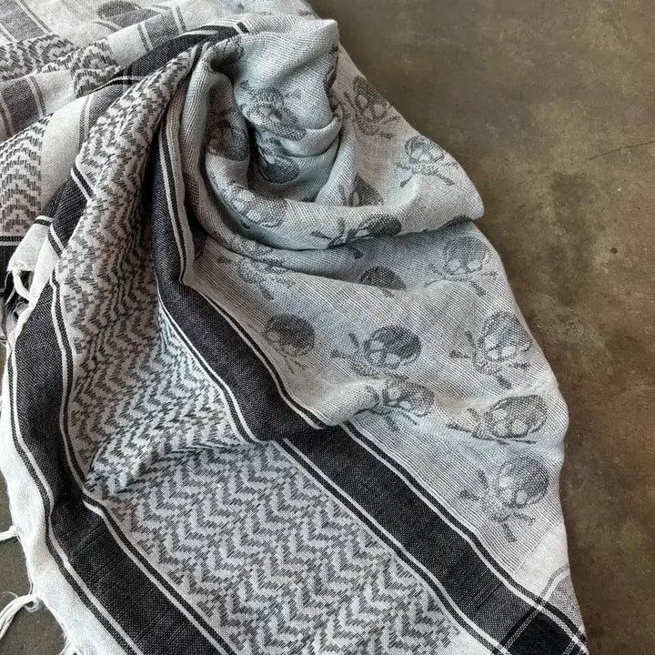 [BUNJANG] Skull Print Muffler Stole / 블랙 스컬프린트 머플러