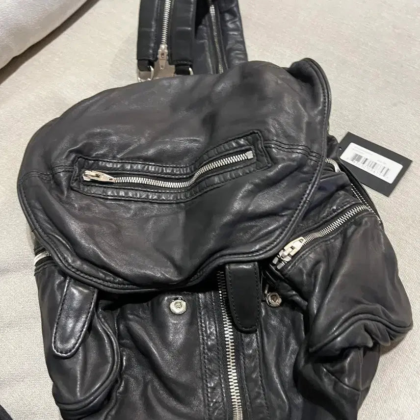 [BUNJANG] Alexander Wang Marti Black Leather Backpack / 알렉산더왕 레더 마르티 블랙 백팩