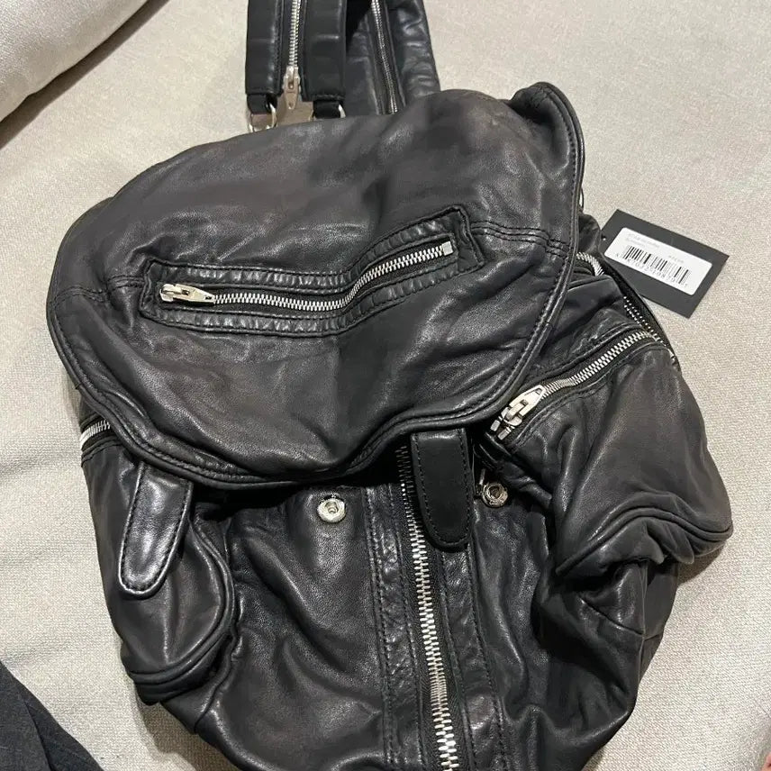 [BUNJANG] Alexander Wang Marti Black Leather Backpack / 알렉산더왕 레더 마르티 블랙 백팩