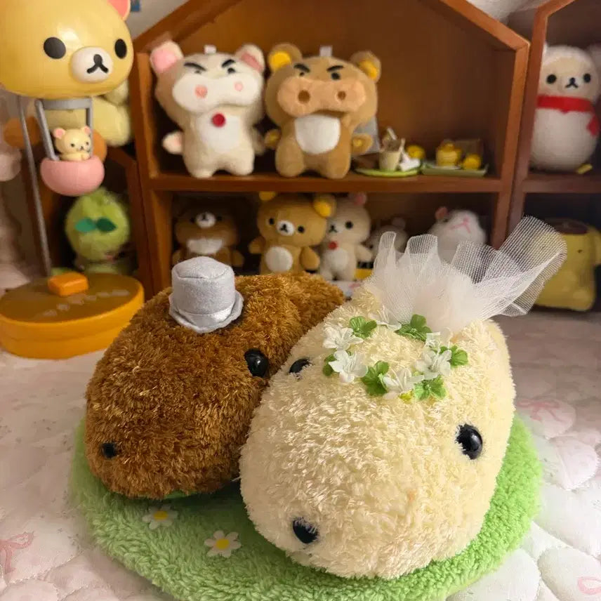 [BUNJANG] Wedding Capybara Plush Set / 웨딩 카피바라상