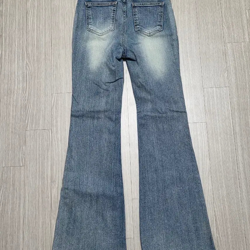 [BUNJANG] Light Wash Denim Bootcut Pants / 연청 데님 부츠컷 팬츠 청바지