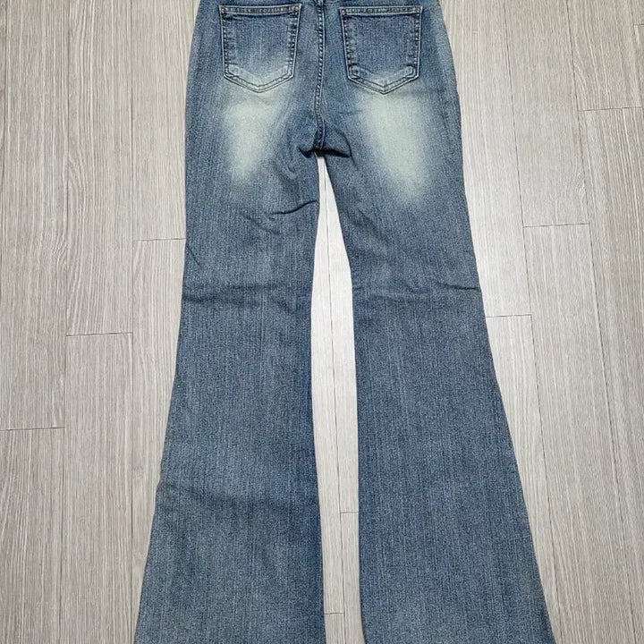 [BUNJANG] Light Wash Denim Bootcut Pants / 연청 데님 부츠컷 팬츠 청바지