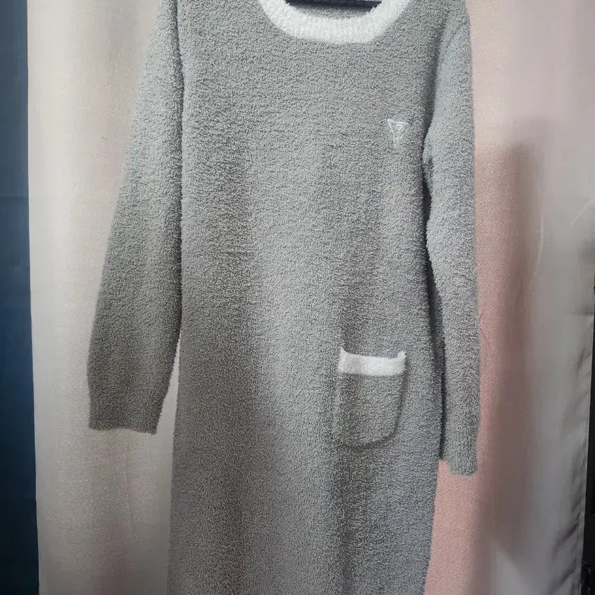 [BUNJANG] Guess Fleece Midi Dress One Size / 게스 원피스
