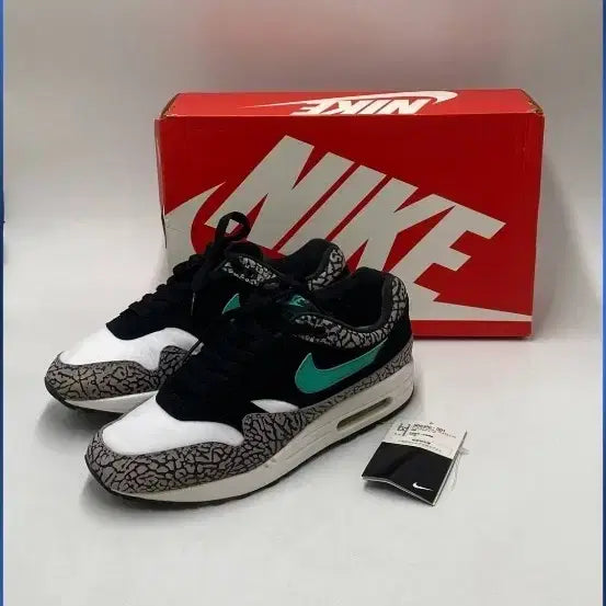 [BUNJANG] Nike Air Max 1 Atmos Sneakers / 나이키 에어맥스 1 아트모스 255