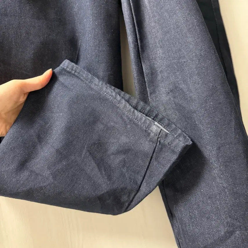 [SOLD OUT] (1회착) 온앤온 커브드 생지 데님 - m