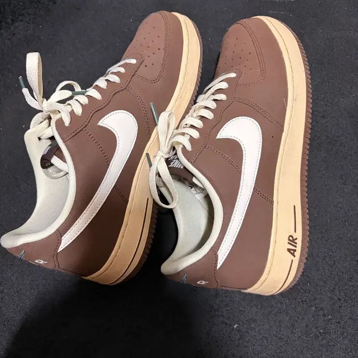 [BUNJANG] Nike Air Force 1 Coconut Milk 265 / 나이키 카카오 코코넛밀크 포스 265