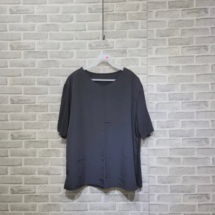 [BUNJANG] Black T-Shirt Size 66-77 / ㄹ123 블랙 티셔츠 66-77