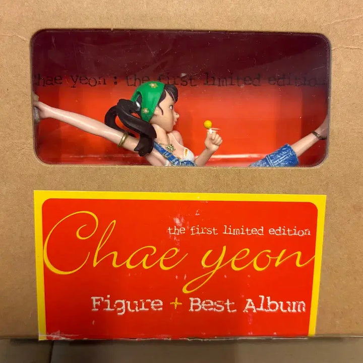 [BUNJANG] Chaeyeon Limited Edition Figure Album Set / 채연 첫번째한정판 피규어 앨범세트