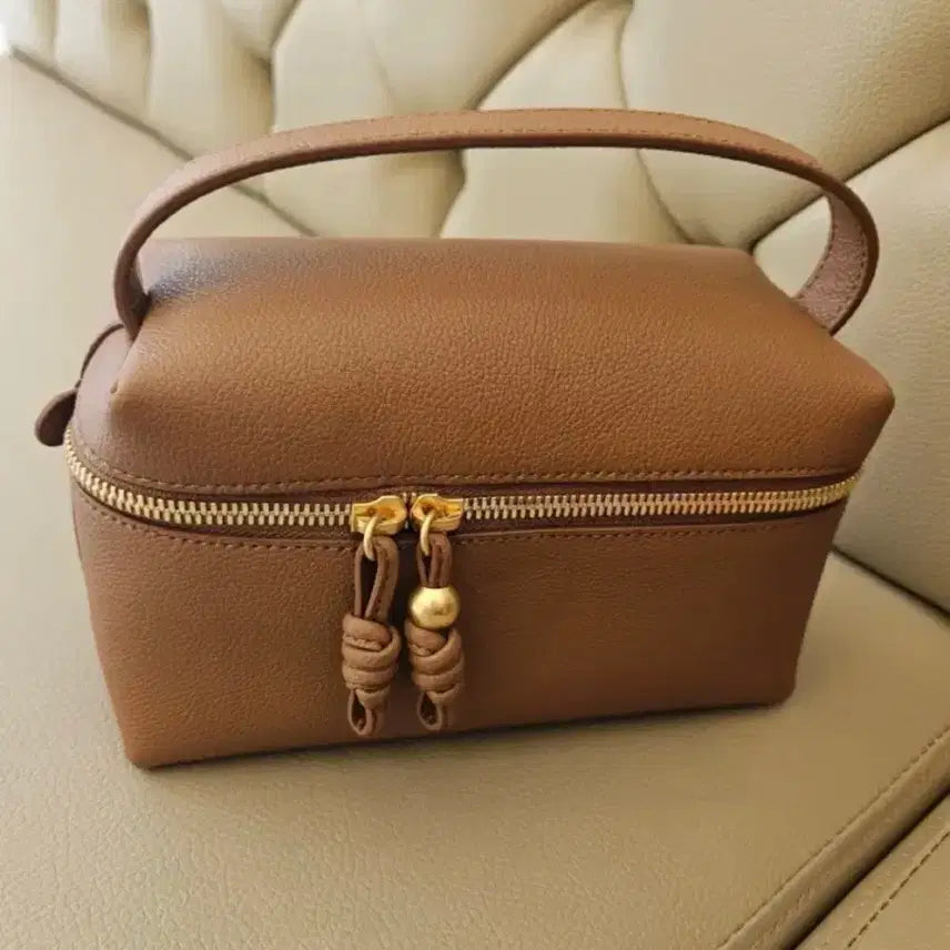 [BUNJANG] LÄTT Ballcube Cosmetic Bag / ㅎ래트 Ballcube 볼큐브 코스메틱 한섬