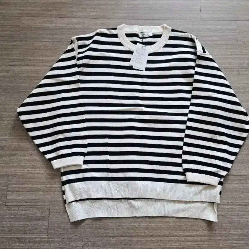 [BUNJANG] Stripe Pattern Long Sleeve T-Shirt / 스트라이프 패턴  긴팔 티셔츠