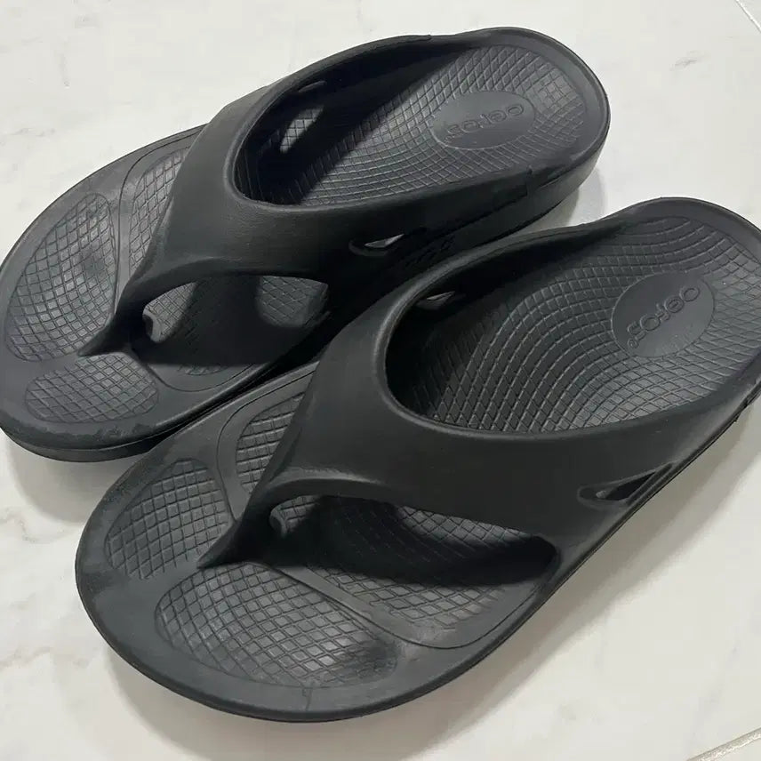 [BUNJANG] OOFOS Ooriginal Sandal Black EU41 / 우포스 쪼리 블랙 eu41 [260~265]