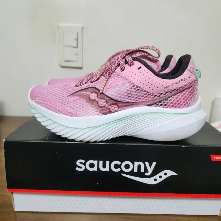 [BUNJANG] Saucony Kinvara 14 Pink Women&