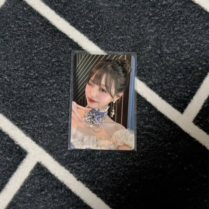 [BUNJANG] IVE Yujin Lucky Draw Photocard / 아이브 원영 포카 이즈위 ive izy 미공포 포카 양도 합니다