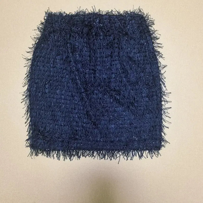 [BUNJANG] Black Textured Mini Skirt / (새상품)블랙 텍스쳐 미니스커트