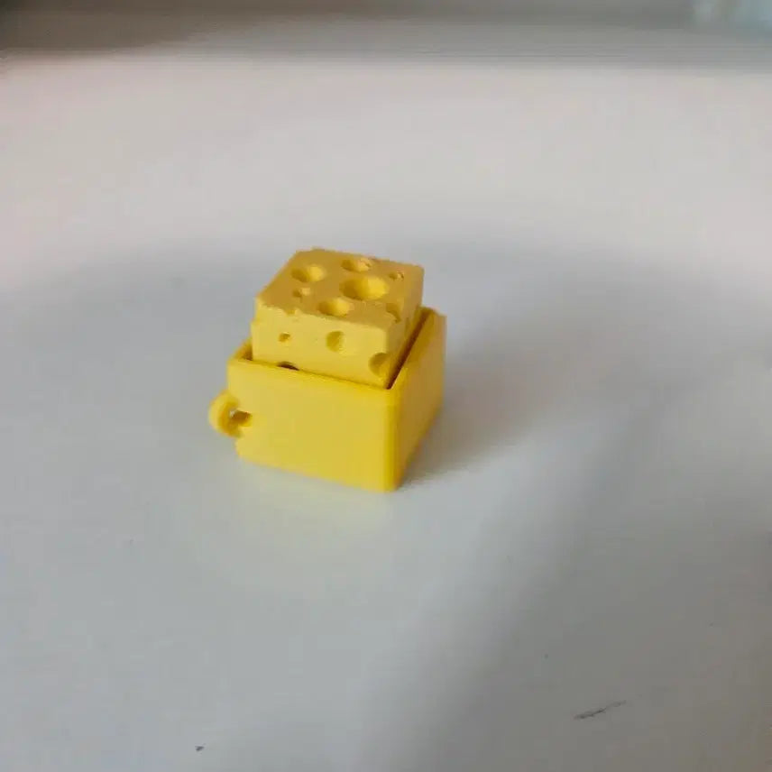 [BUNJANG] Cheese Clicker Keychain / 찰칼찰칵 치즈 클리커 클릭커 키링