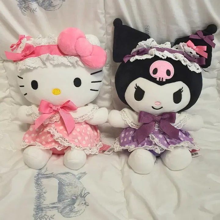 [BUNJANG] Sanrio Hello Kitty Kuromi Maid Doll Bundle Set / 일괄) 산리오 헬로키티 쿠로미 메이드 인형