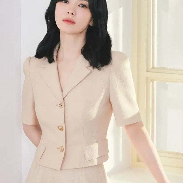 [BUNJANG] MICHAA 2025 Summer Song Hye Kyo Pictorial Look Short-Sleeve Jacket Beige/Cream / 새상품 송혜교 화보룩 미샤MICHAA25년 신상 반팔 자켓