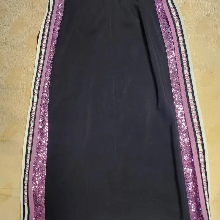 [BUNJANG] Ozcecon Sequin Three-Line Detail Skirt / 오즈세컨 스커트