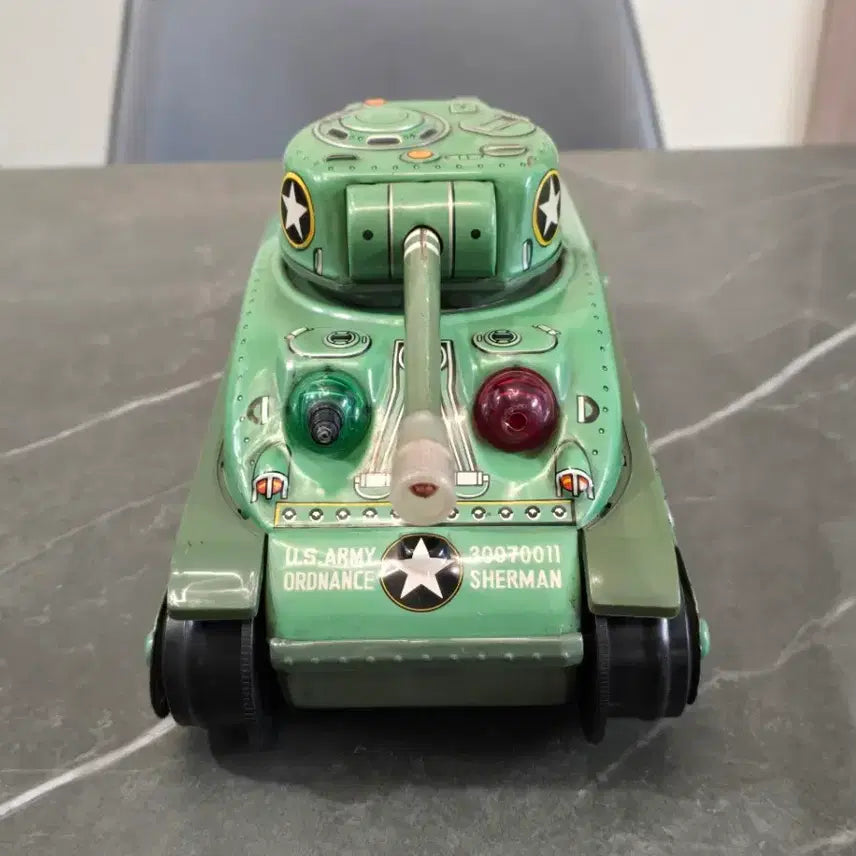 [BUNJANG] Vintage Taiyo M-4 Sherman Tank Tin Toy / 빈티지 Taiyo M-4 셔먼(Sherman) 탱크 양철 장난감