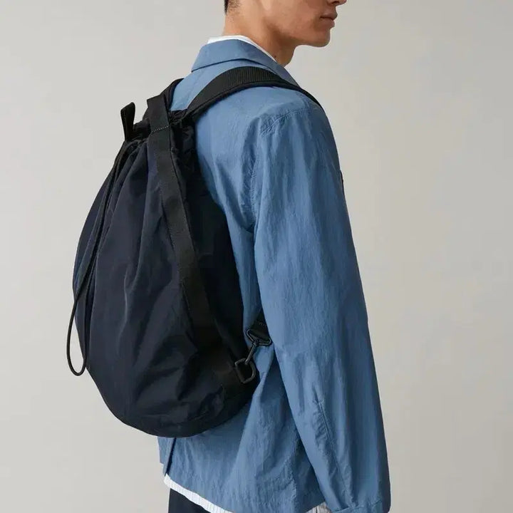 [BUNJANG] COS Drawstring Nylon Backpack / 코스 드로우 스트링 나일롱 백팩