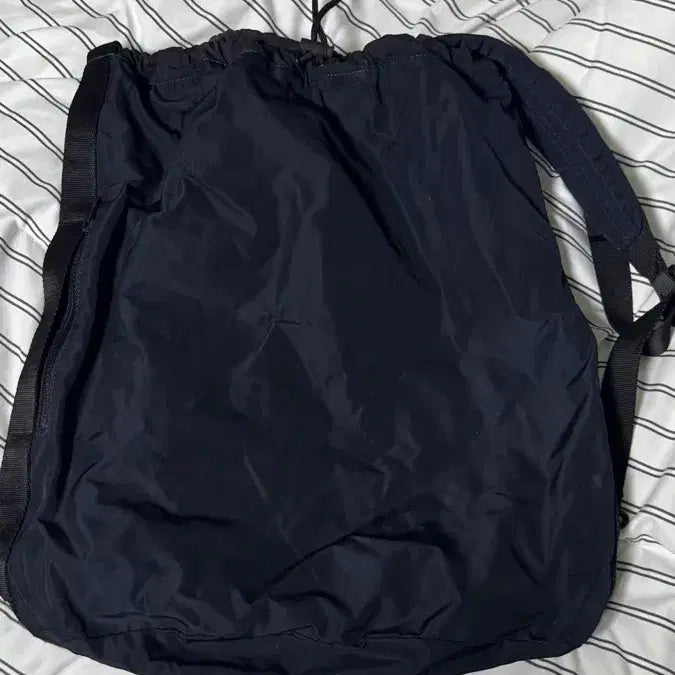 [BUNJANG] COS Drawstring Nylon Backpack / 코스 드로우 스트링 나일롱 백팩