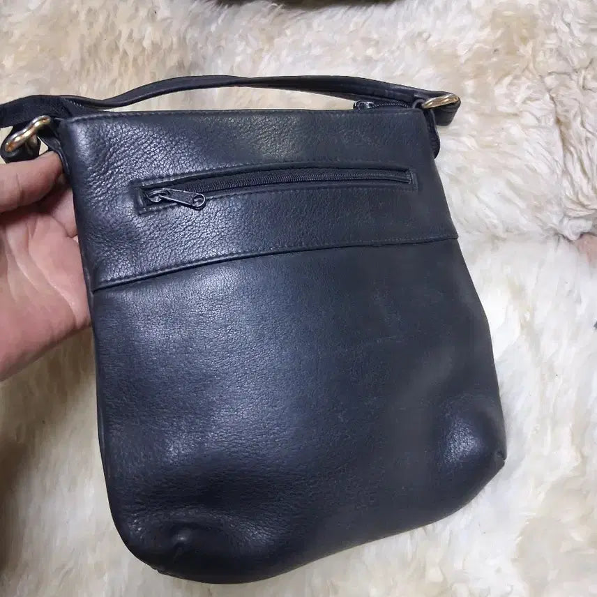 [BUNJANG] Genuine Leather Crossbody Shoulder Bag Bundle / 양가죽 크로스백/숄더백 모음 두개 1만2천