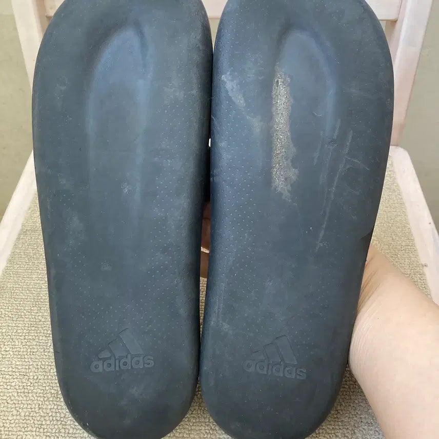 [BUNJANG] Adidas Adilette Shower Slides 265 / 아디다스 슬리퍼 슬라이드 265