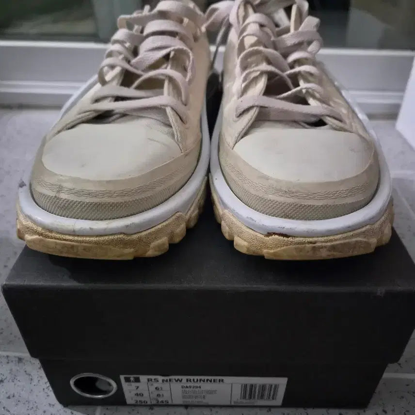 [BUNJANG] Raf Simons RS New Runner Sneakers Ivory / 라프시몬스 RS 뉴러너 스니커즈 아이보리