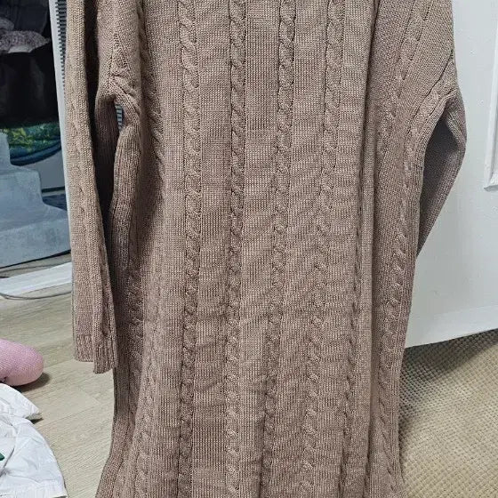 [BUNJANG] Brown Cable Knit Collar Neck Long Dress / 카라넥 꽈배기 니트 롱 원피스