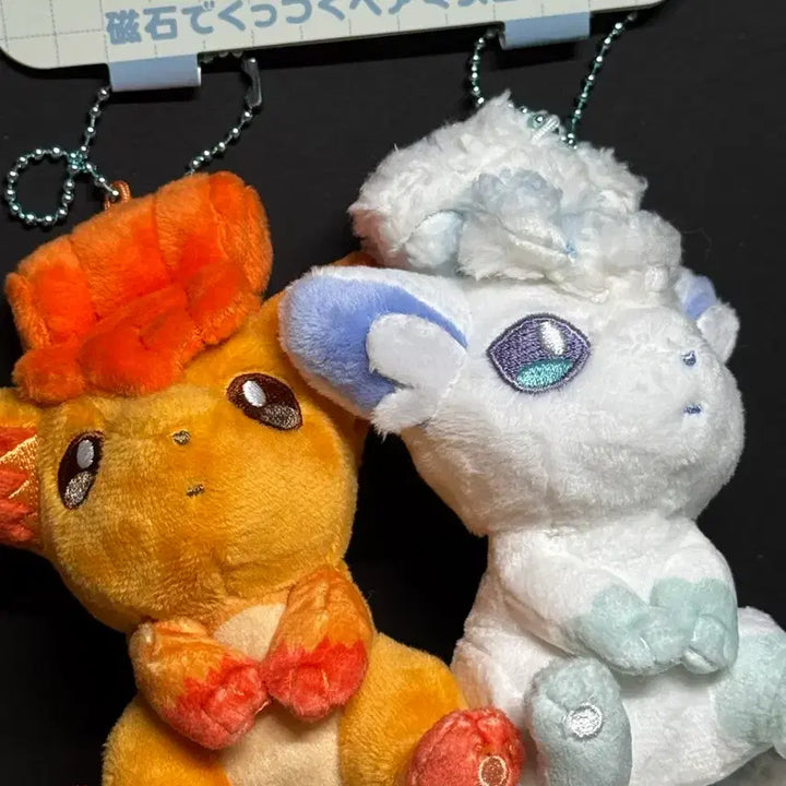 [BUNJANG] Pokemon Vulpix Alolan Vulpix Pair Doll Keychain New / 포켓몬 너랑나랑 식스테일 알로라식스테일 페어 인형 키링 새상품
