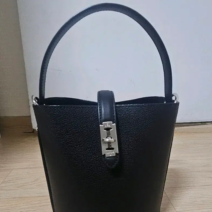 [BUNJANG] Vunque Boogie Hobo Piccolo Bag Black / 분크 부기 호보 피콜로 가방