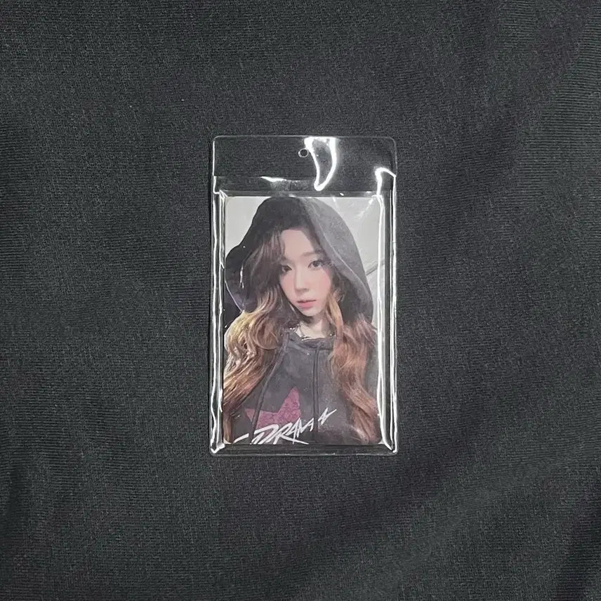 [BUNJANG] Aespa Drama Hoodie Winter Photocard / 에스파 드라마 후드 (윈터 포카)