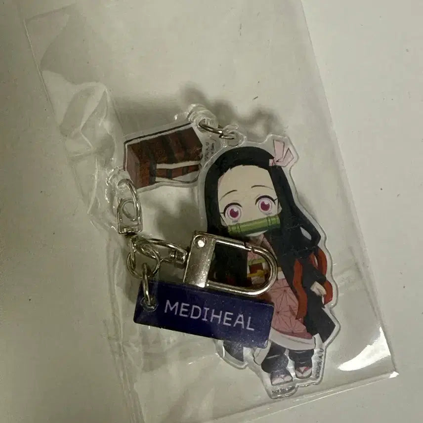 [BUNJANG] Demon Slayer: Kimetsu no Yaiba Nezuko Medheal Collaboration Keychain (Sealed) / (미개봉)귀멸의 칼날 메디힐 네즈코 키링