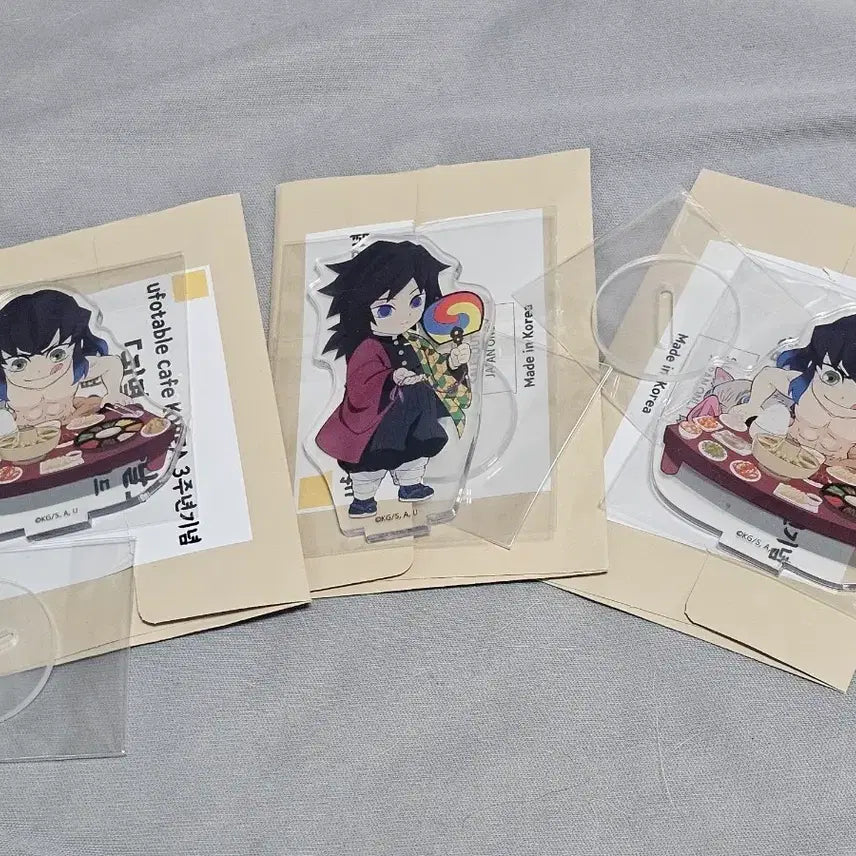[BUNJANG] Ufotable Demon Slayer 3rd Anniversary Acrylic Standee - Giyu &amp; Inosuke / 귀멸의칼날 귀칼 유포테이블 3주년 아크릴 기유 이노스케