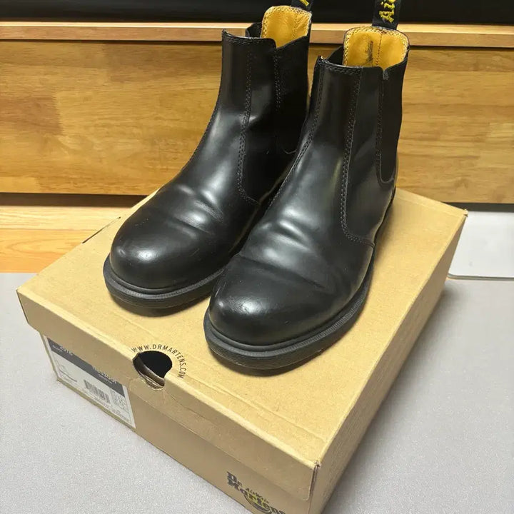 [BUNJANG] Dr. Martens 2976 Chelsea Boots / [260] 닥터마틴 2976 첼시부츠