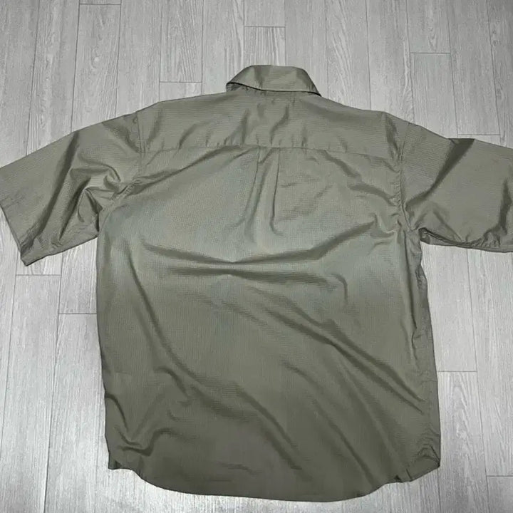 [SOLD OUT] (M) 유니클로U 유틸리티 반팔셔츠