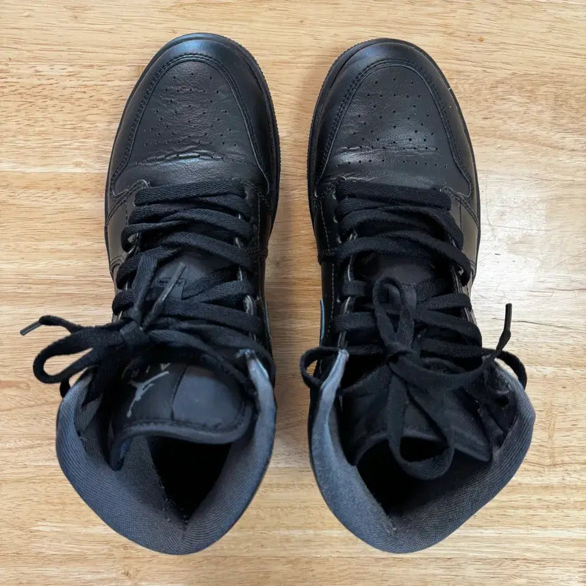 [BUNJANG] Nike Dunk Mid Black (Size 255mm) - Excellent Condition / 나이키 덩크 미드 [255mm] 블랙 (S급)