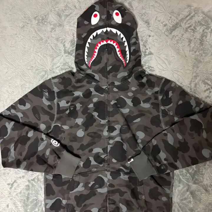 [BUNJANG] BAPE Shark Hoodie Black / 베이프 샤크 후드집업 흑계