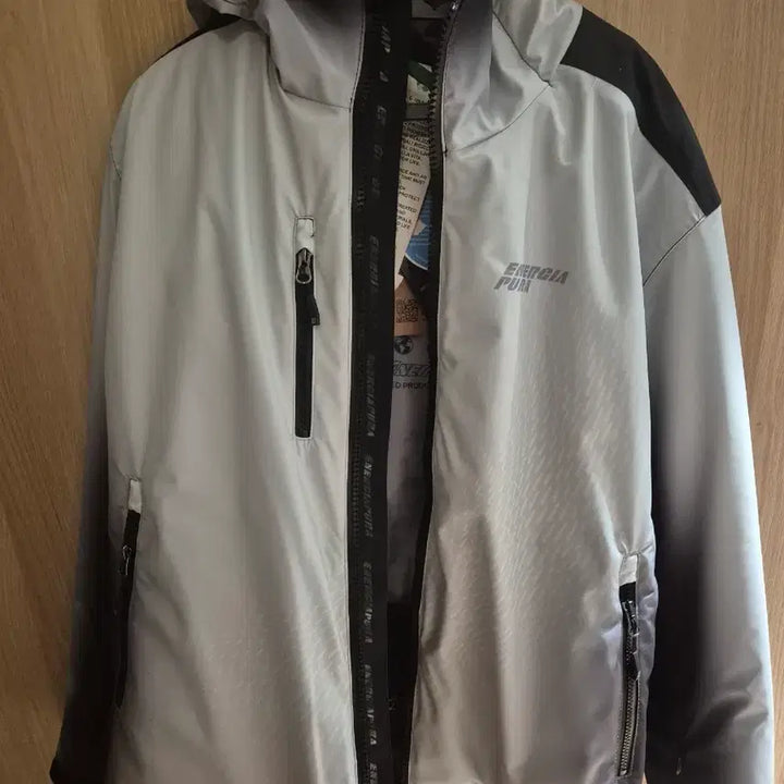 [BUNJANG] Holvik Skiwear L Size / 2526 에너지 아푸라 holvik 스키복