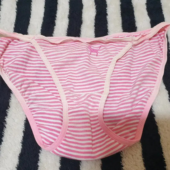 [BUNJANG] Pink Stripe Bra Panty Set / (중고) 핑크스트라이프 브라팬티